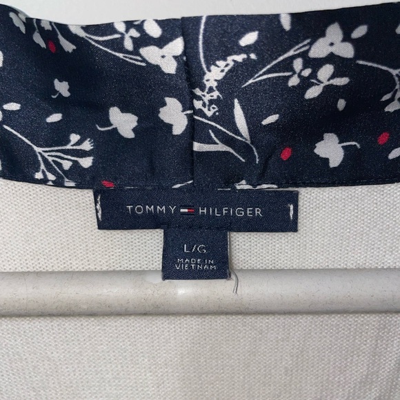 Hilfger blouse - Picture 3 of 3